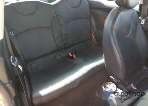 2011 Mini Cooper z USA, uszkodzony, nr VIN WMWSU3C56BT091182